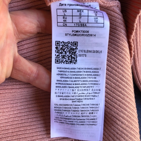 Guess Rose Bliss Pink ribbed knit sweater top NWT Large - Picture 11 of 11